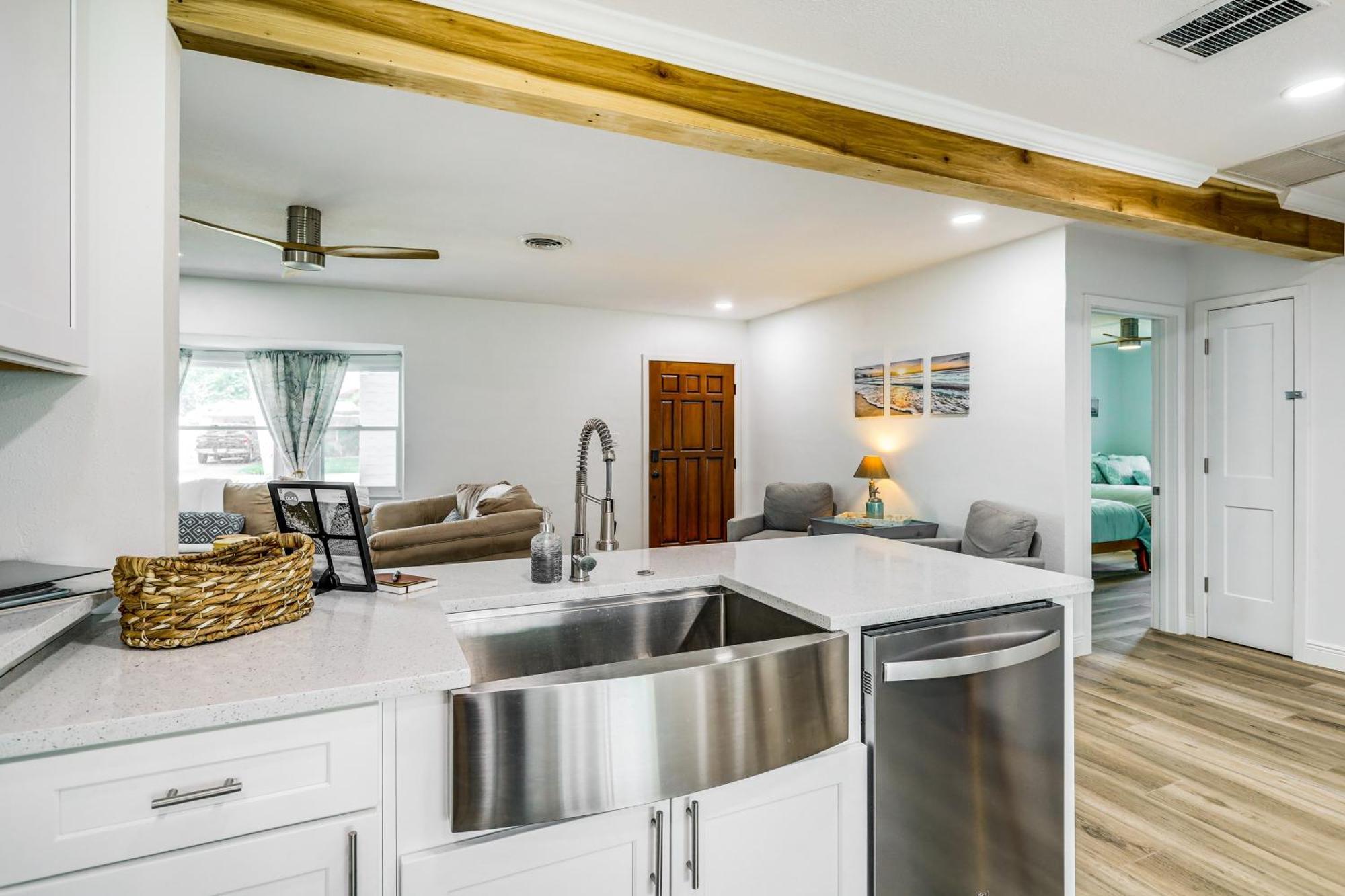 Pet-Friendly Cocoa Beach Home Walk To Beach! 外观 照片