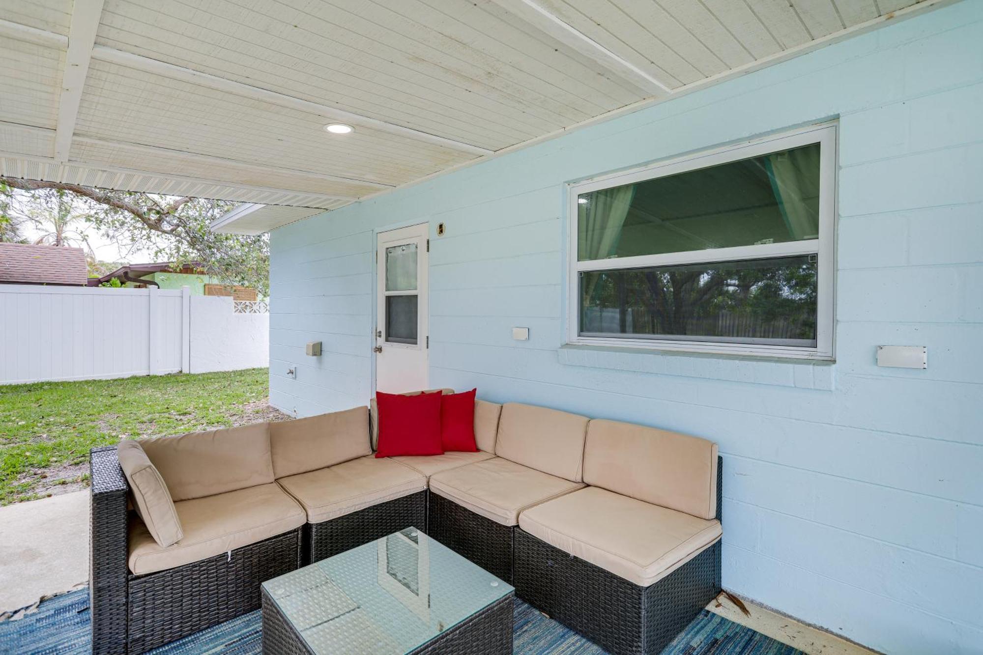 Pet-Friendly Cocoa Beach Home Walk To Beach! 外观 照片