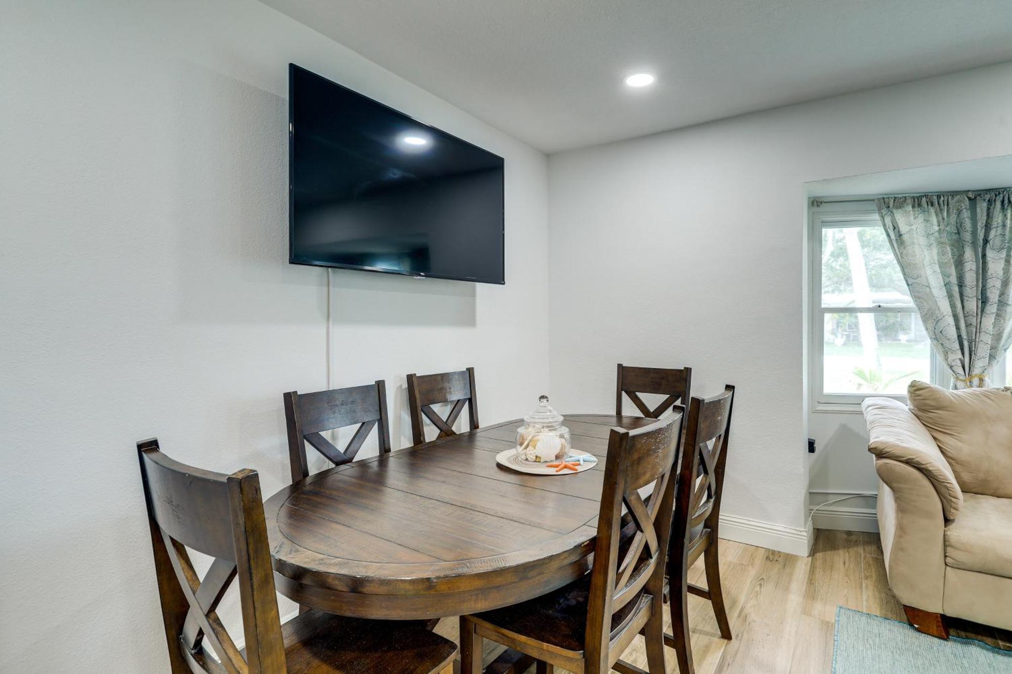 Pet-Friendly Cocoa Beach Home Walk To Beach! 外观 照片